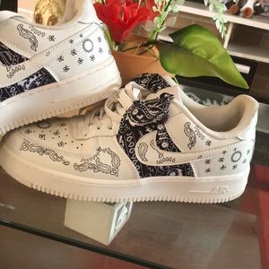 Nike air force size 9.5 exellent conditions